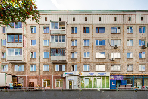 Аве-Медико на б.р Строителей